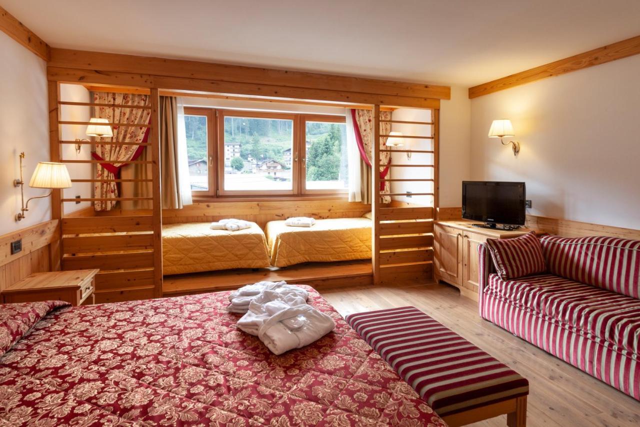 Campiglio Bellavista Hotel Madonna di Campiglio Exterior photo