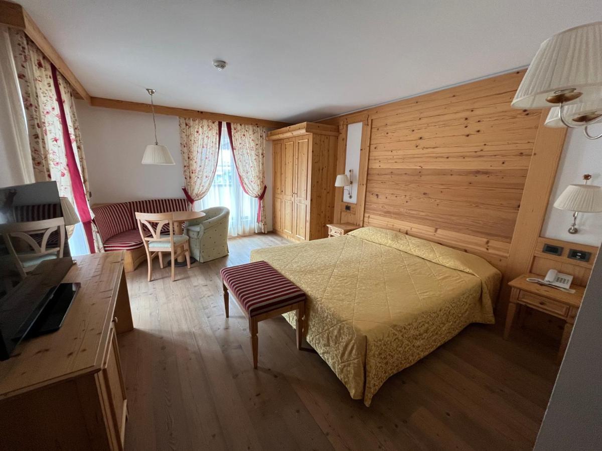 Campiglio Bellavista Hotel Madonna di Campiglio Exterior photo